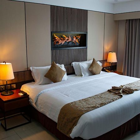 Bless Inn - Near Connaught Place Nueva Delhi Exterior foto