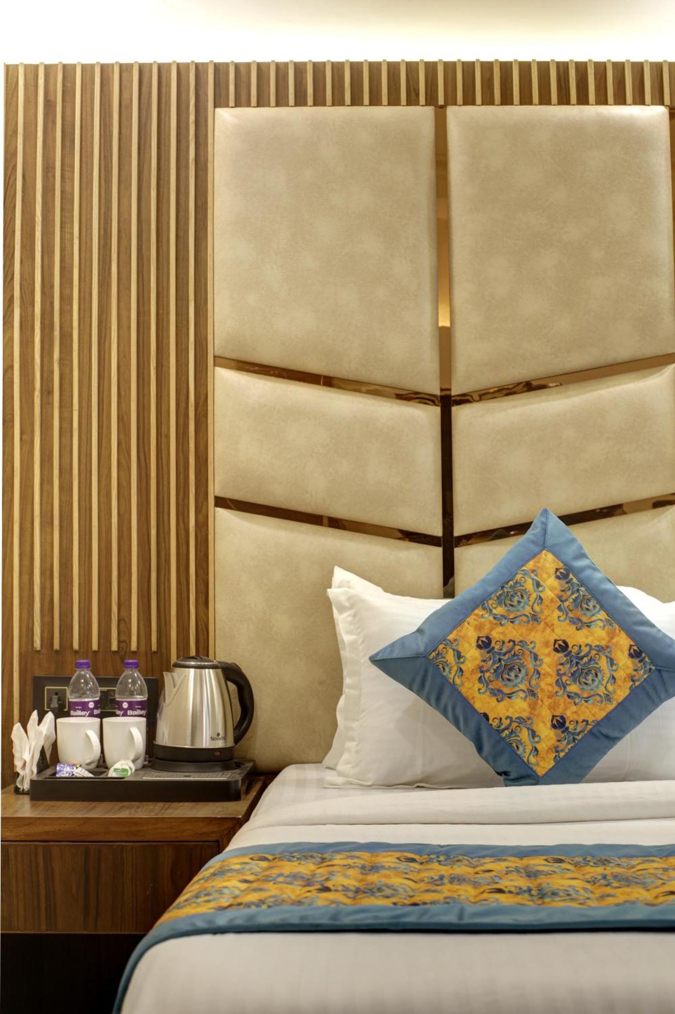 Bless Inn - Near Connaught Place Nueva Delhi Exterior foto