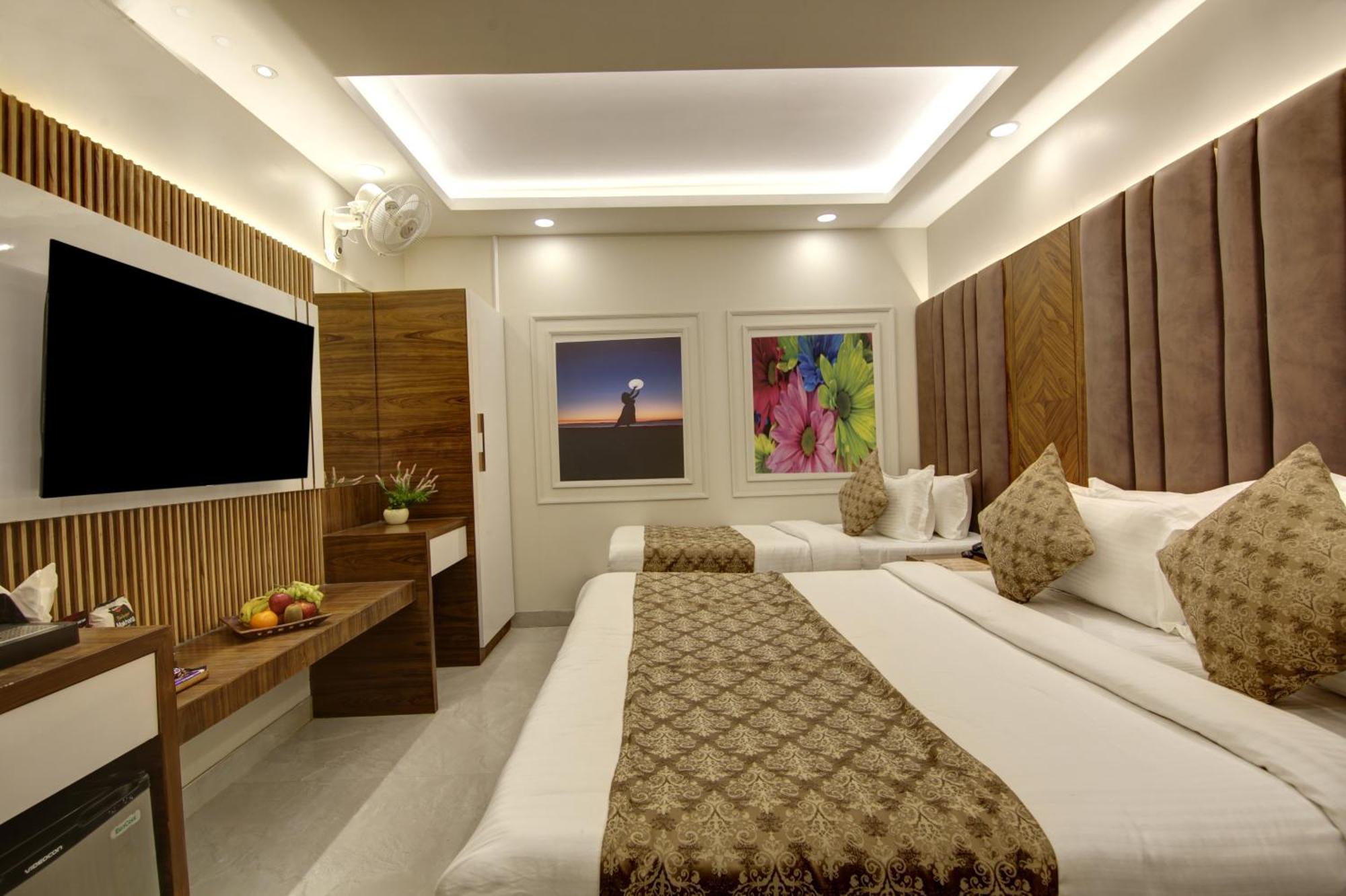 Bless Inn - Near Connaught Place Nueva Delhi Exterior foto