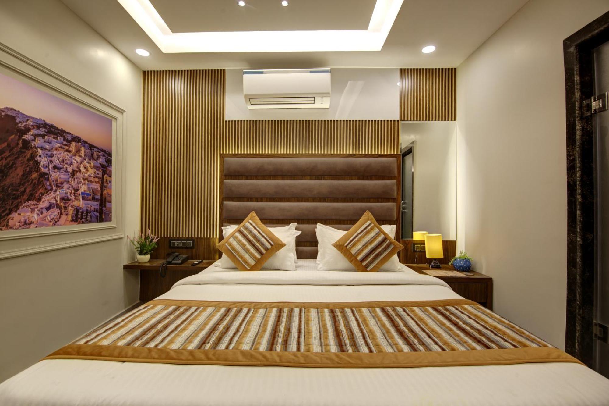 Bless Inn - Near Connaught Place Nueva Delhi Exterior foto