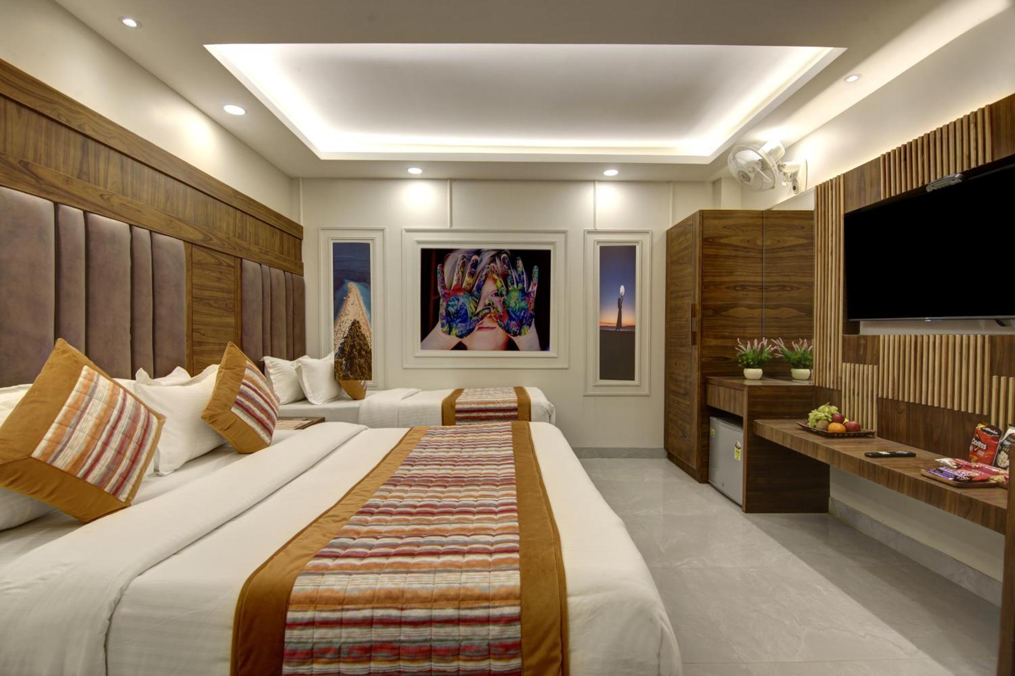 Bless Inn - Near Connaught Place Nueva Delhi Exterior foto